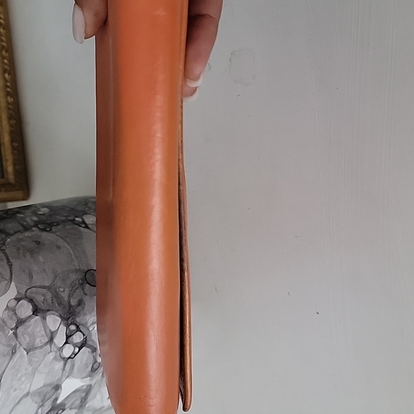 Gucci Soho Tangerine Long Wallet - Picture 12 of 12